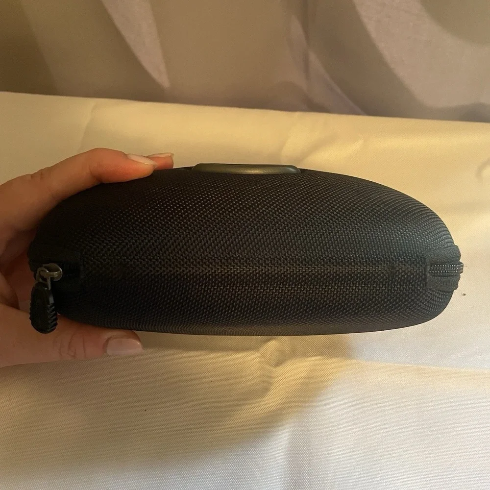 Oakley Sunglasses Eyeglass CaseBlack Zip Storage Hard Shell EUC
